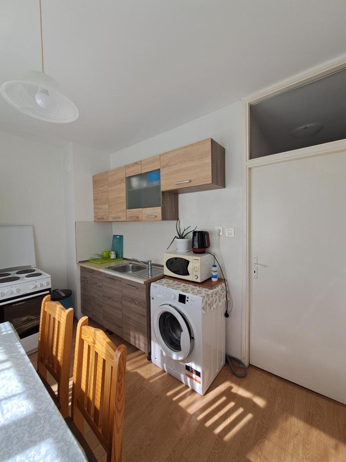 Levskig Studio 10 Min From Sofia Airport And City Centre Exterior photo
